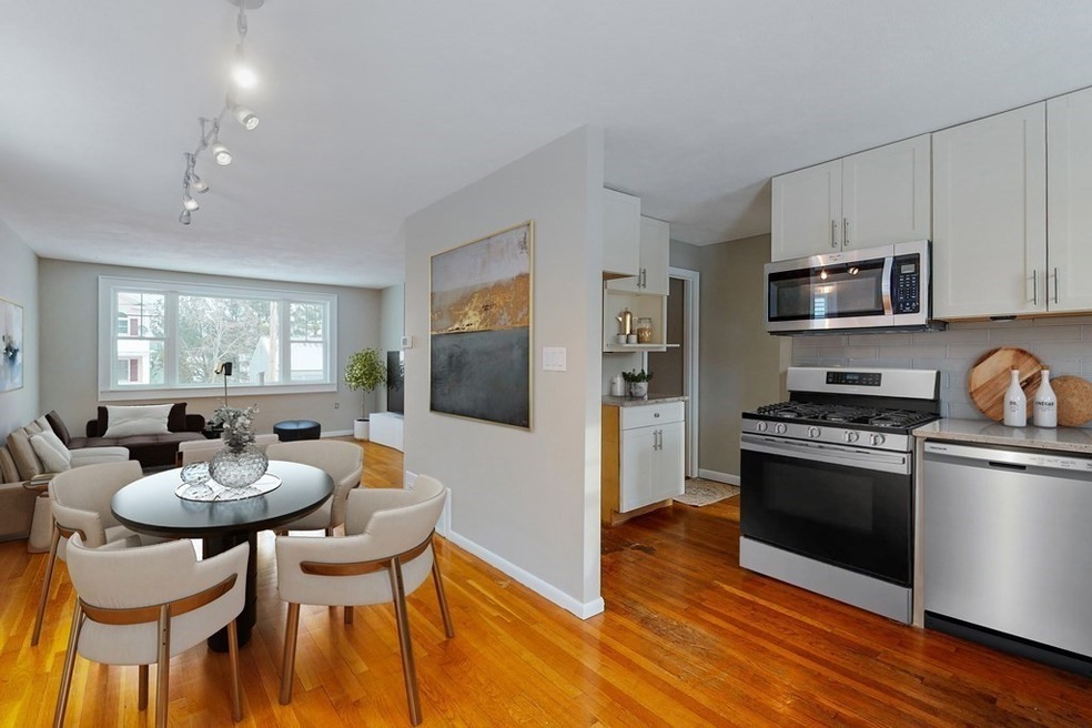 27 Ledge Hill Rd unit A, West Roxbury, MA 02132 - photo 1