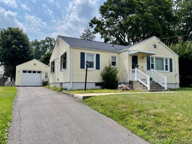 599 Quaker Ln S, West Hartford, CT 06110 - photo 1