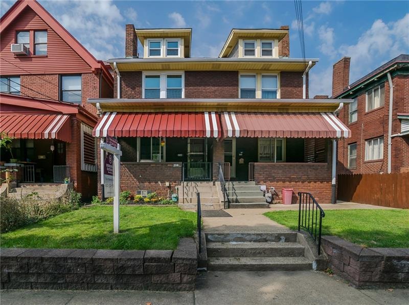 Charming row house on quiet, residential street
