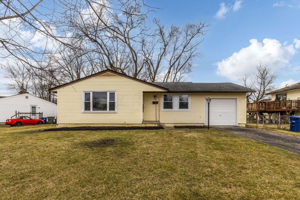 2-web-or-mls-2024-2-15 1403 Archmere Squ