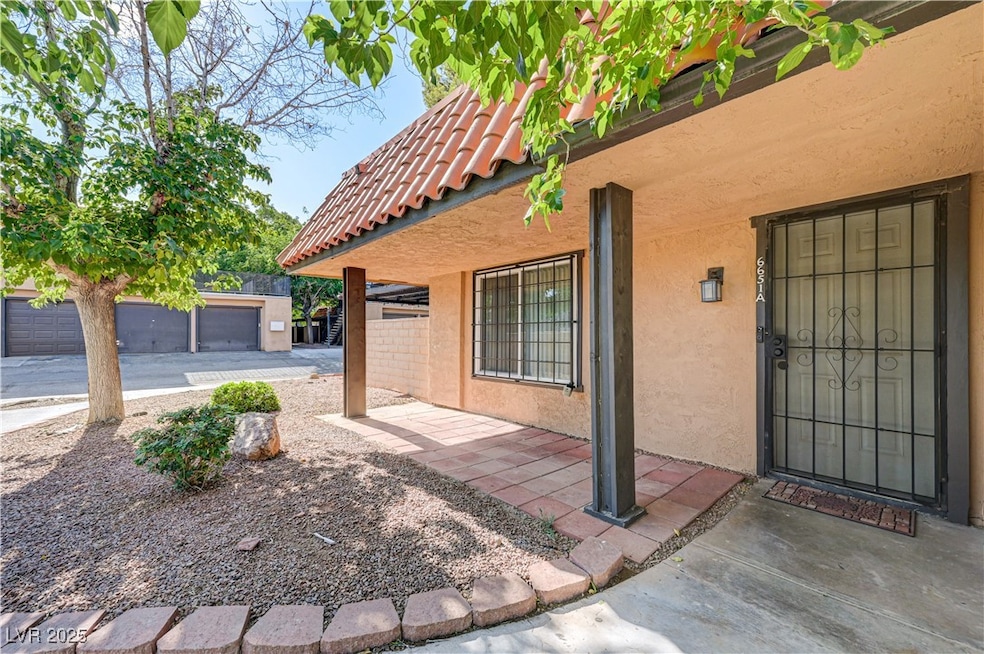 6651 Bubbling Brook Dr unit A, Las Vegas, NV 89107 - photo 1