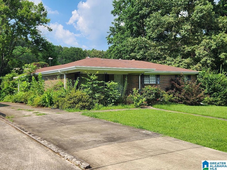 5405 Pine St, Mulga, AL 35118 - photo 1