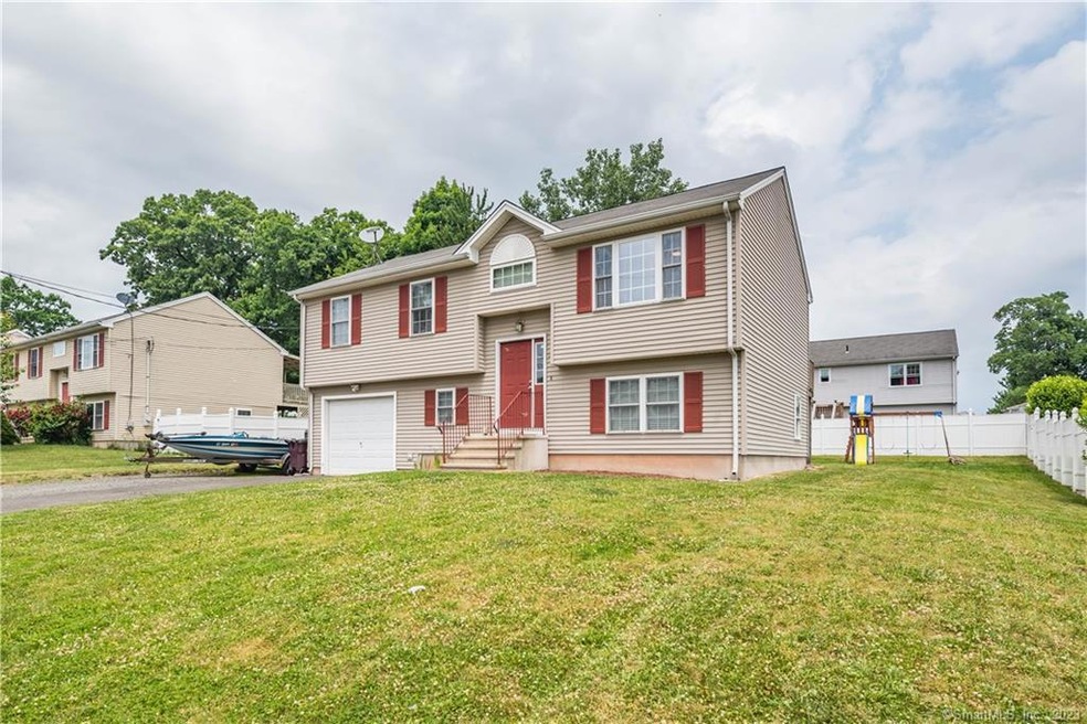 22 Stonegate Rd, New Britain, CT 06053 - photo 1