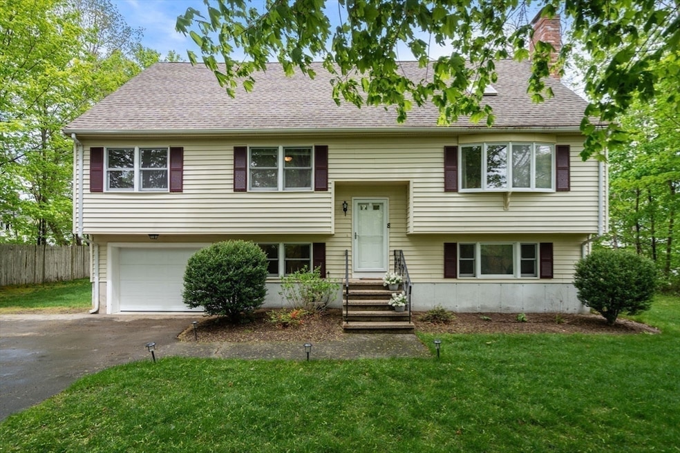 8 Sampson Dr, Randolph, MA 02368 - photo 1