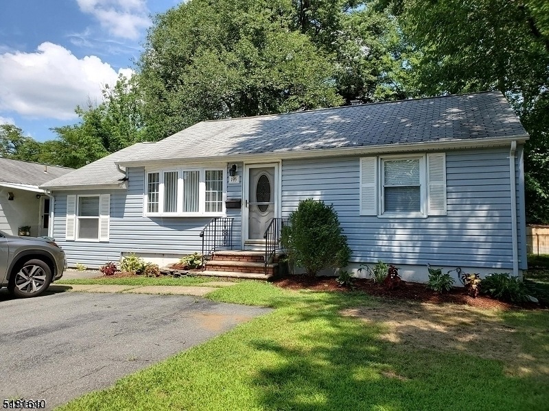 195 Allentown Rd, Parsippany, NJ 07054 - photo 1