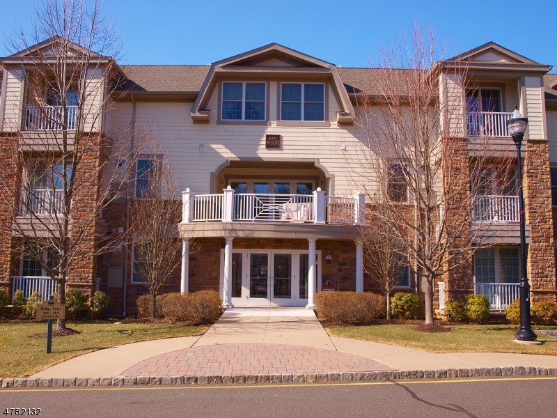 450 Victoria Dr unit A1, Bridgewater, NJ 08807 - photo 1