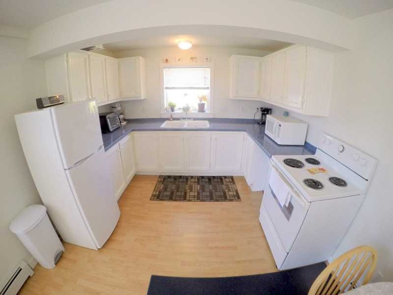 639 Oakland Beach Ave, Warwick, RI 02889 - photo 1