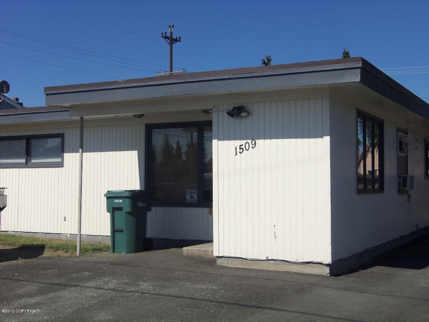 1509 W 32nd Ave, Anchorage, AK 99503 - photo 1