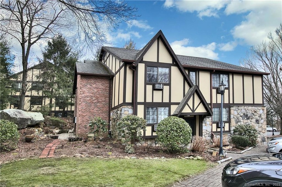 50 Aiken St unit 151, Norwalk, CT 06851 - photo 1