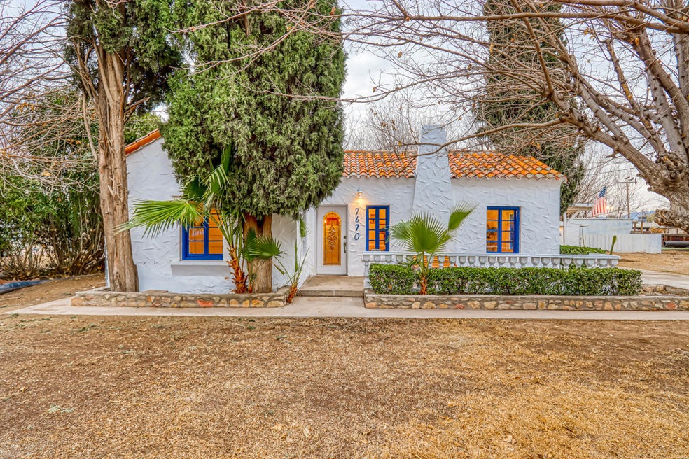 7670 Barton St, El Paso, TX 79915 - photo 1