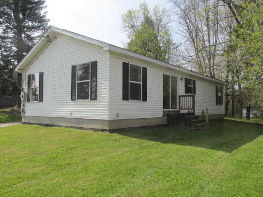 139 Crescent St, Rutland, VT 05701 - photo 1