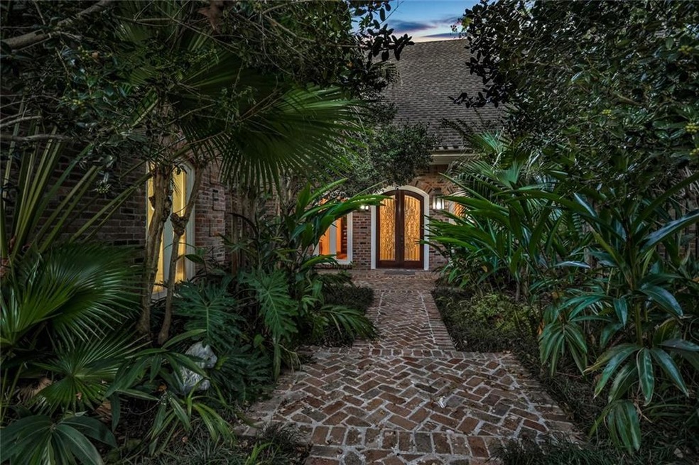 715 Kiskatom Ln, Mandeville, LA 70471 - photo 1