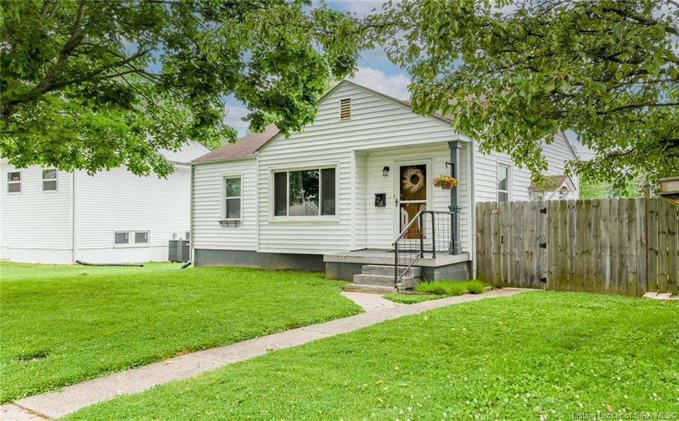 124 Adams St, New Albany, IN 47150 - photo 1