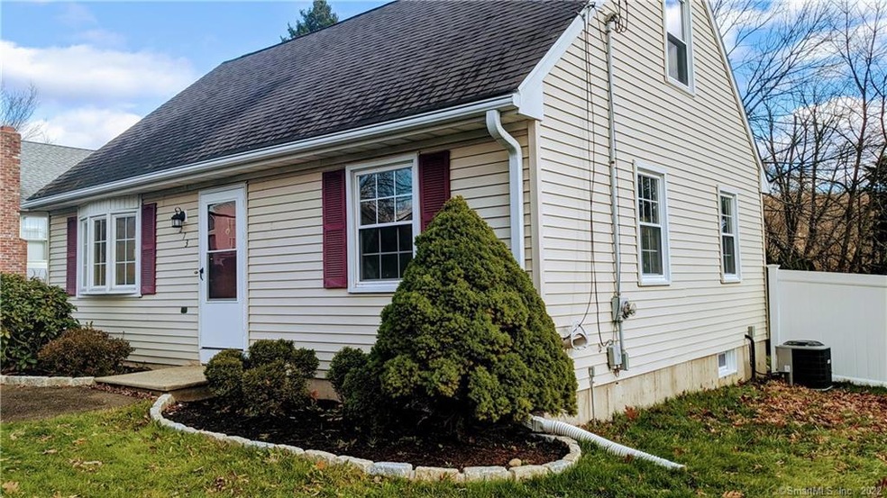 273 South St, Plymouth, CT 06782 - photo 1