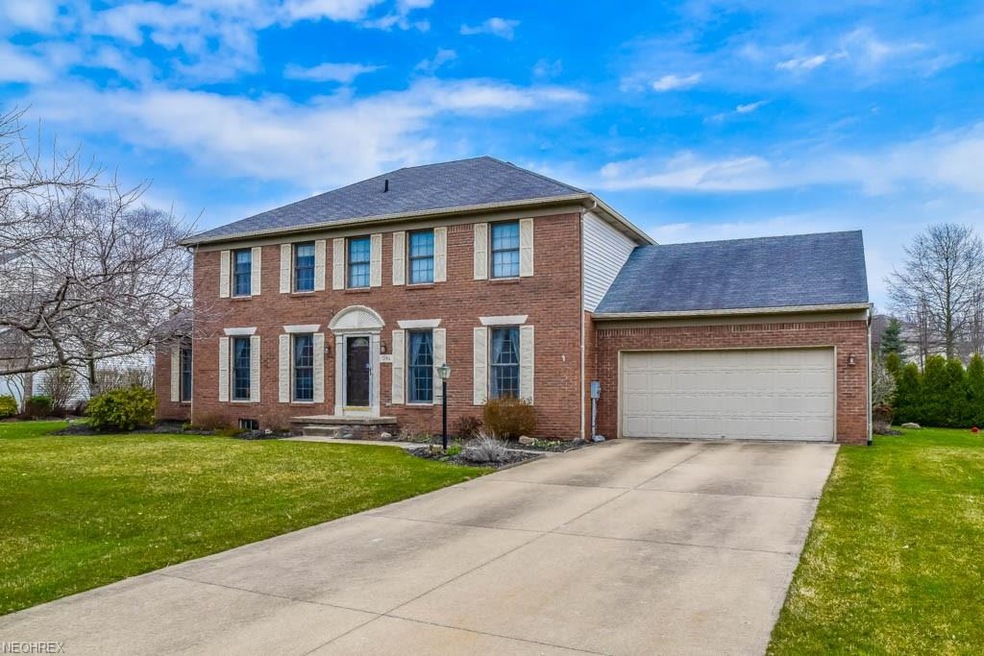 Beautiful 4 bedroom, 2.5 bath colonial in Green Sc