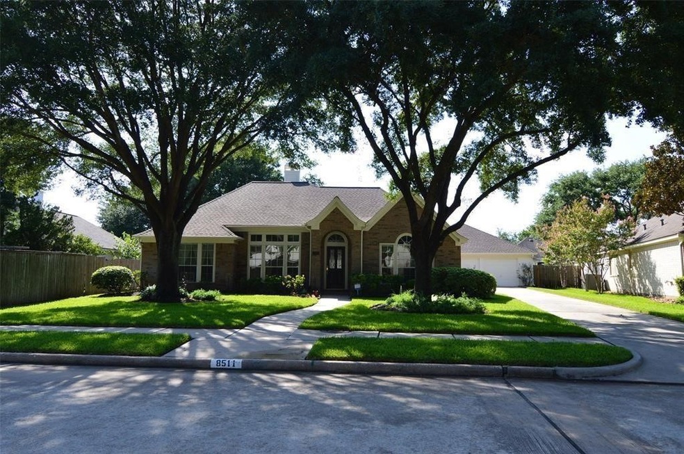 8511 E Copper Village Dr, Houston, TX 77095 - photo 1