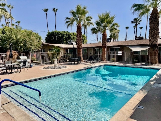 74402 Abronia Trail unit 7, Palm Desert, CA 92260 - photo 1