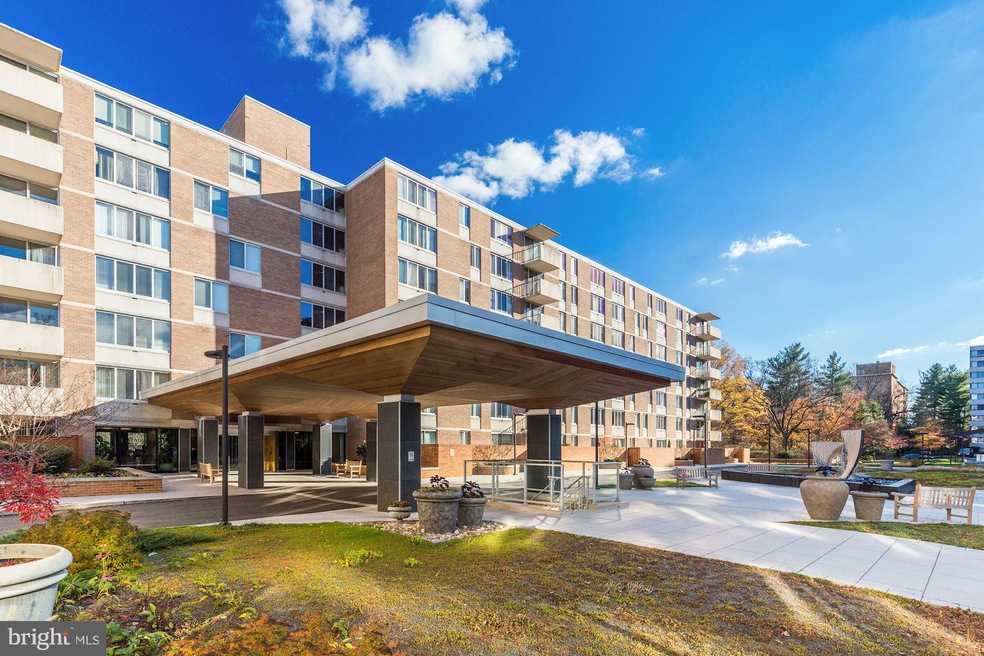 Van Ness East unit 1009, Washington, DC 20008 - photo 1