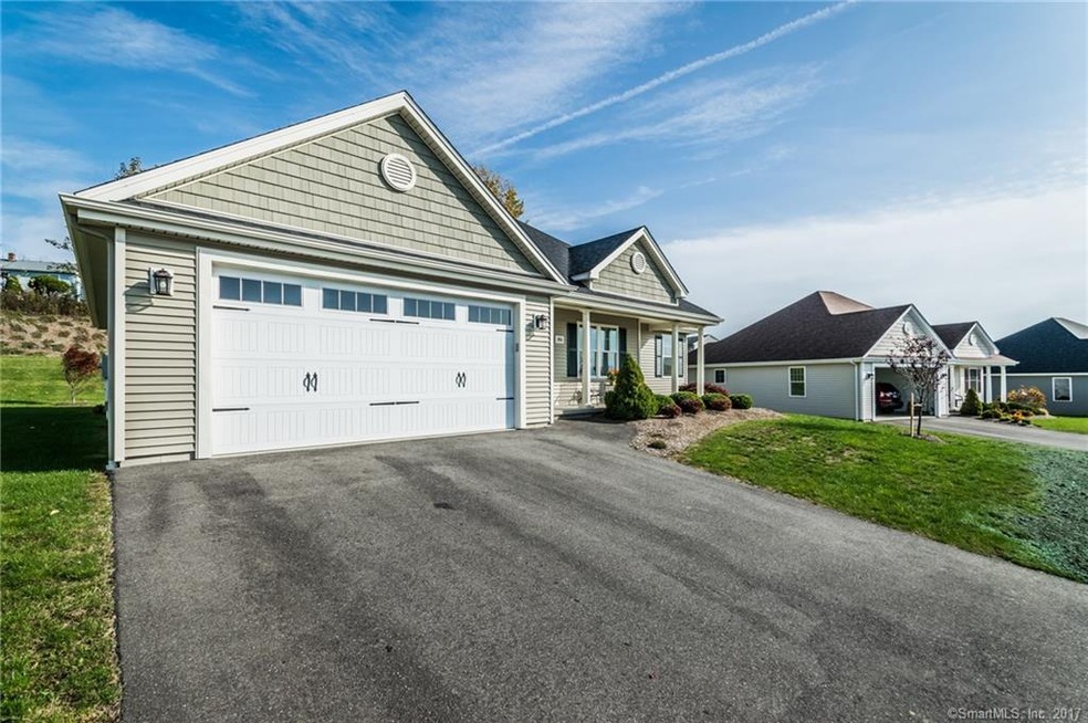 86 Roberts Trace unit 86, Bristol, CT 06010 - photo 1