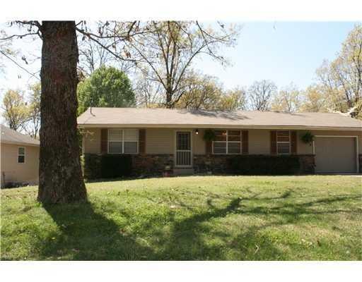 2 Lancaster Dr, Bella Vista, AR 72715 - photo 1