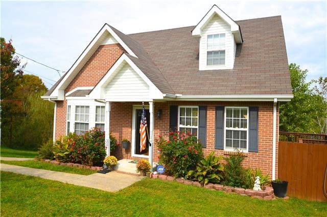 ADORABLE THREE BEDROOM HOME ONLY MINUTES TO FORT C