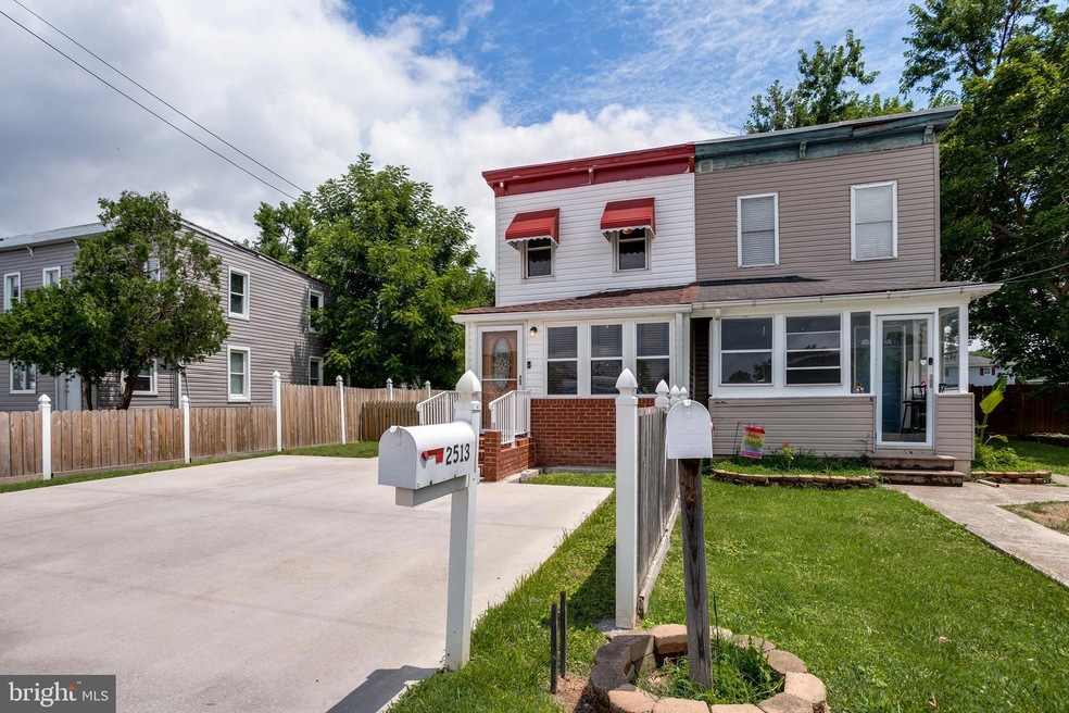 2513 S Snyder Ave, Sparrows Point, MD 21219 - photo 1