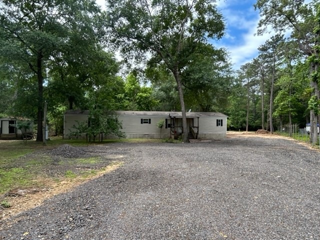 803 W Brenda Ln, Magnolia, TX 77354 - photo 1