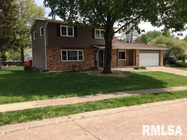 3907 Lorton Ave, Davenport, IA 52807 - photo 1
