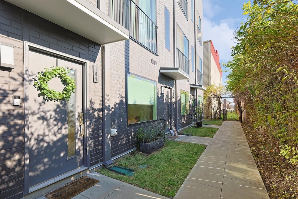 4640 Munger Ave unit 109, Dallas, TX 75204 - photo 1