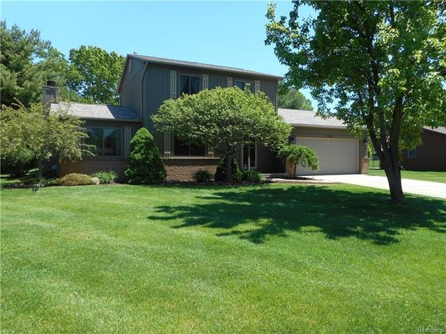 2346 FOXGROVE, HIGHLAND TWP., MI
