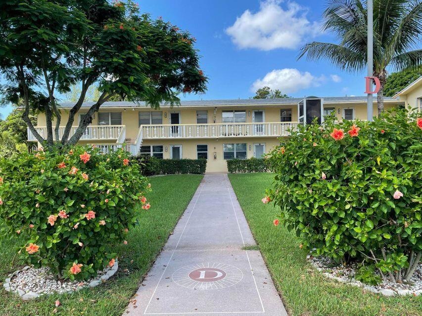68 Windsor D, West Palm Beach, FL 33417 - photo 1