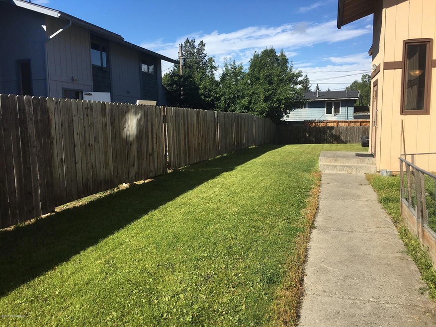 4004 Cope St unit 4, Anchorage, AK 99503 - photo 1