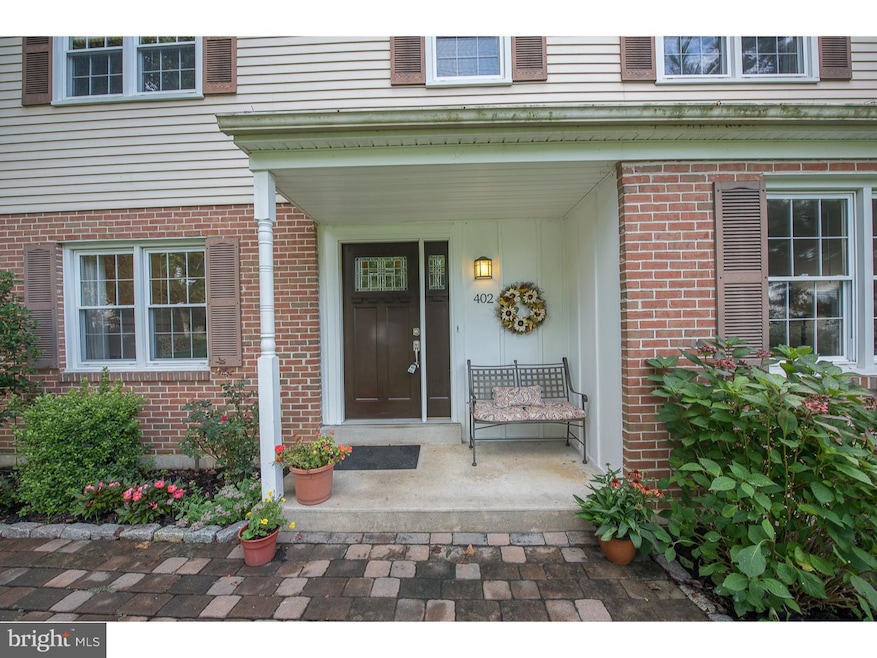 402 Karen Ln, Wallingford, PA 19086 - photo 1