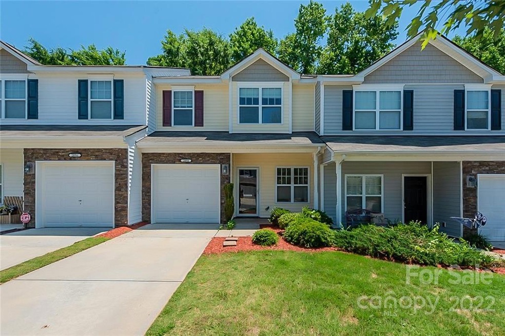 2084 Shady Pond Dr, Clover, SC 29710 - photo 1