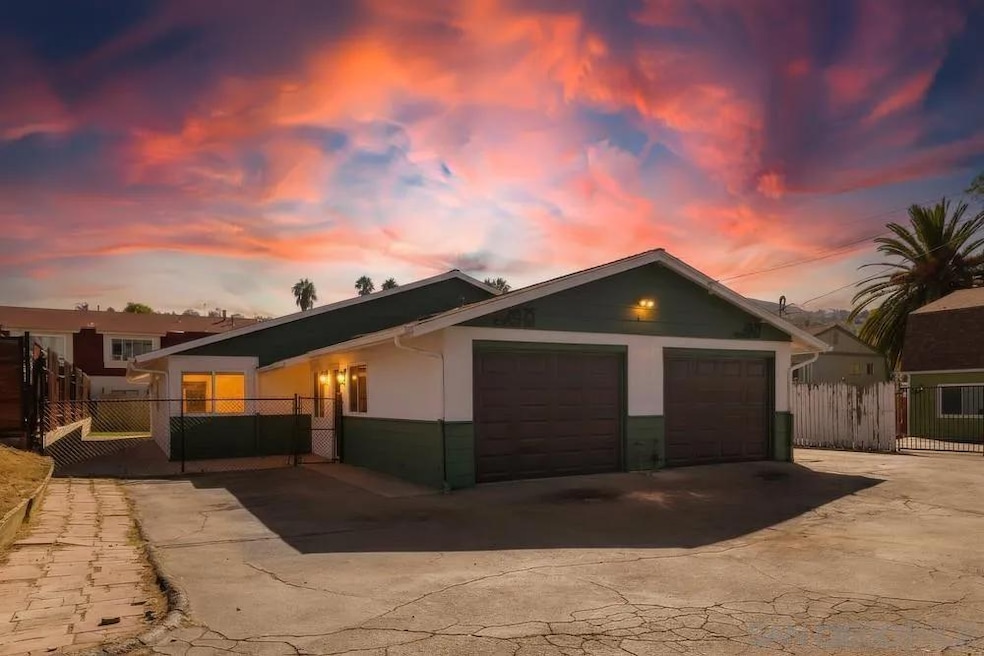 2821-25 Rosedale Way, Spring Valley, CA 91977 - photo 1