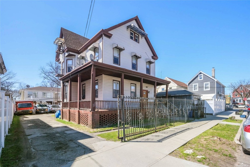 10312 96th St, Ozone Park, NY 11417 - photo 1