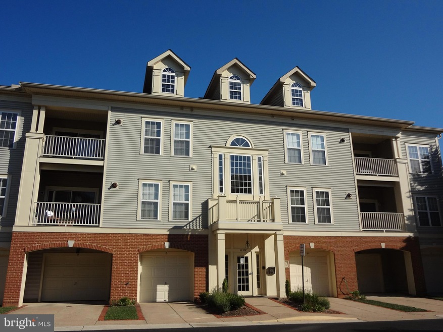 11337 Westbrook Mill Ln unit 203, Fairfax, VA 22030 - photo 1