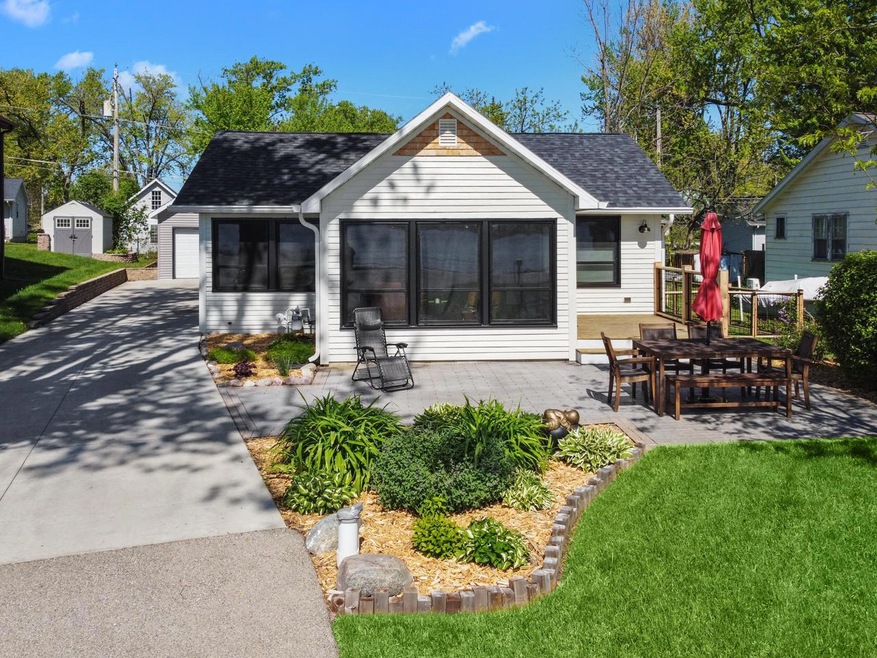 AA3 Charming Exterior