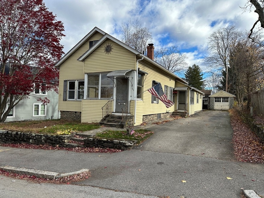 256 Lovell St, Worcester, MA 01602 - photo 1