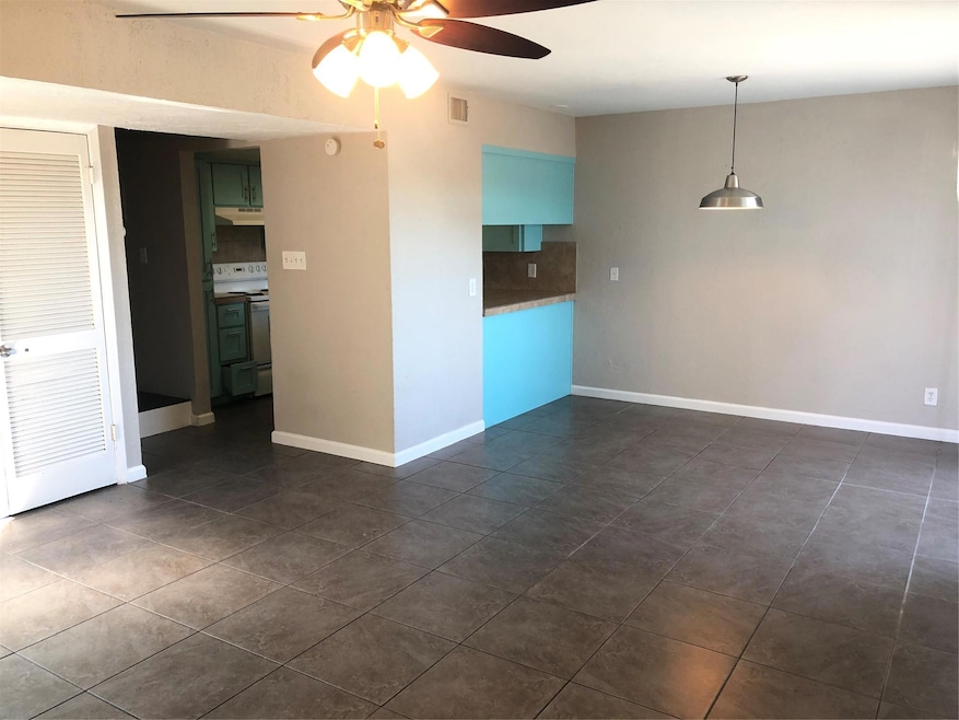 7302 Duval St unit 141, Austin, TX 78752 - photo 1