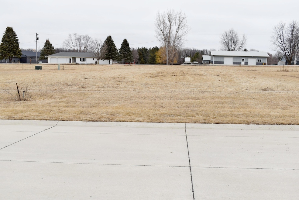 3 Clayton Blvd, Osage, IA 50461 - photo 1