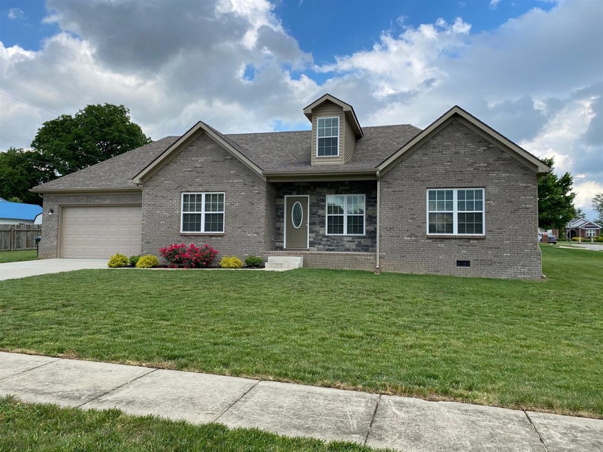 110 Combs Ln, Wilmore, KY 40390 - photo 1