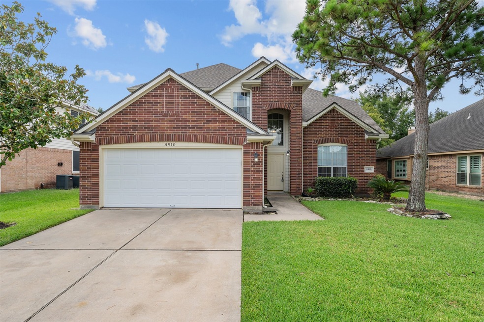 8910 Green Castle Way, Houston, TX 77095 - photo 1