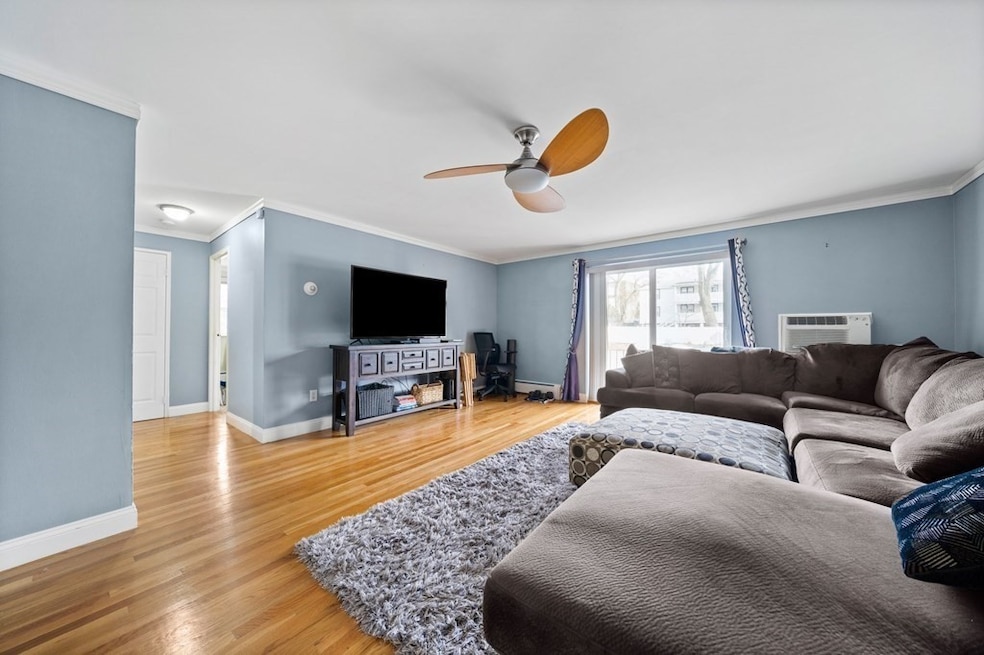 48 Coffey St unit 10B, Dorchester, MA 02122 - photo 1