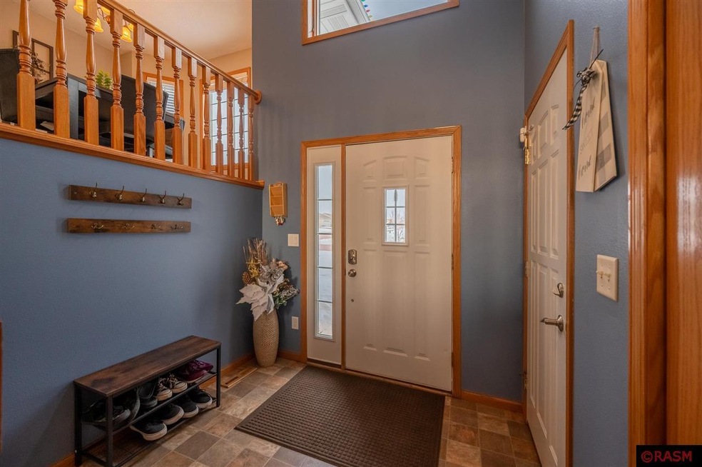 224 Maverick Dr, Mankato, MN 56001 - photo 1