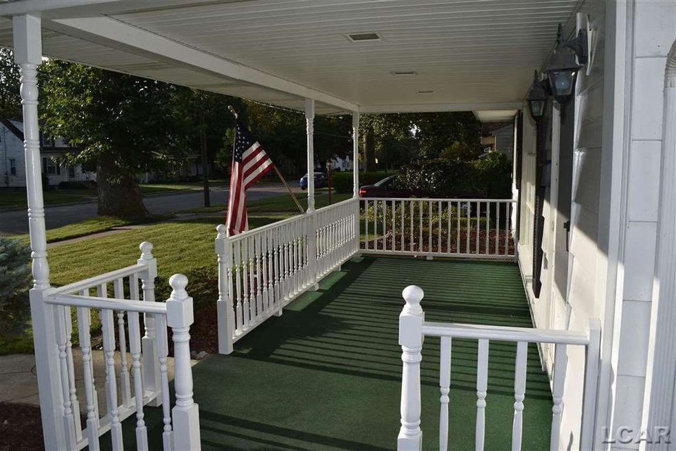 721 Springbrook Ave, Adrian, MI 49221 - photo 1