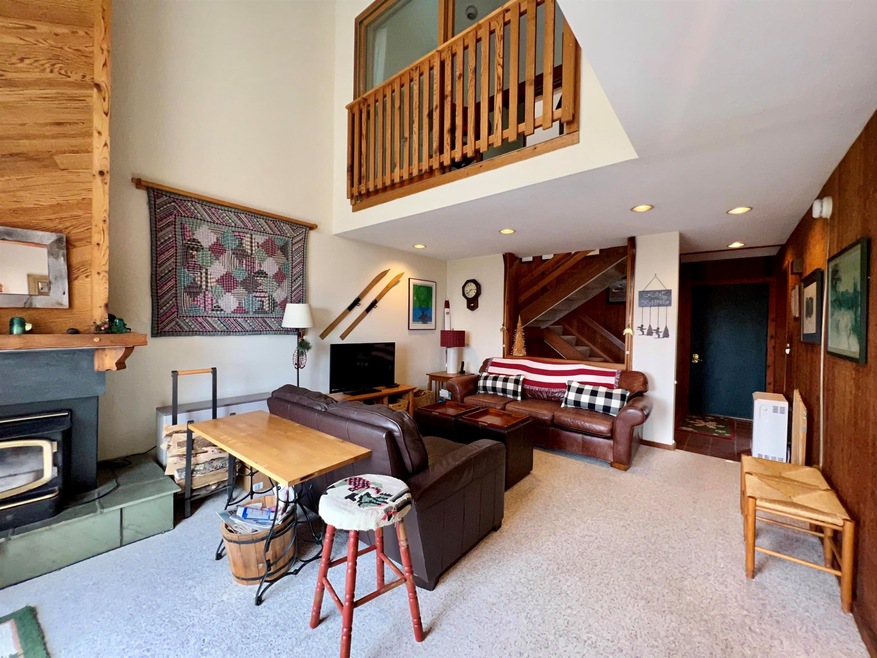 152 Sap Bucket Cir unit A6, Peru, VT 05152 - photo 1