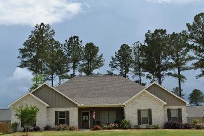 236 Daphne Dr, Dothan, AL 36305 - photo 1