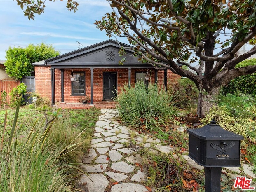 11729 Tennessee Ave, Los Angeles, CA 90064 - photo 1