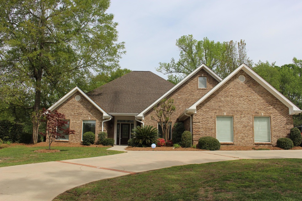 16 Summer Trace Blvd, Laurel, MS 39440 - photo 1